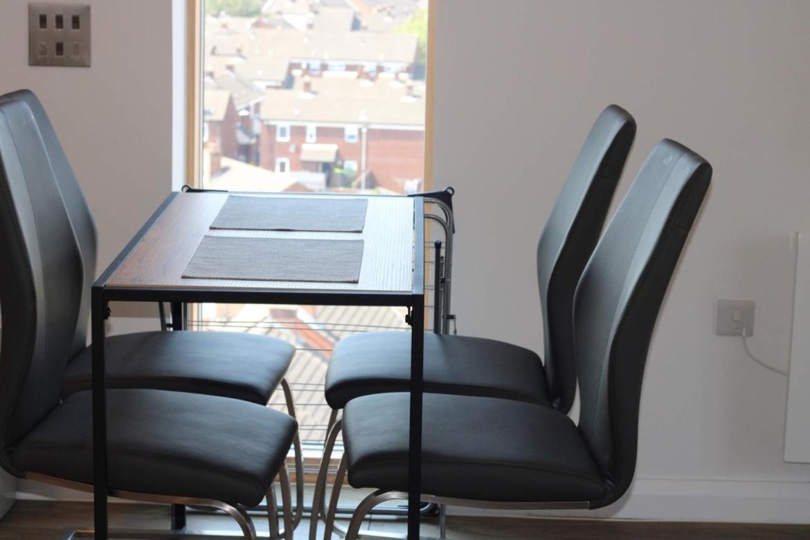 City Centre Luxury Apartments 벨파스트 외부 사진